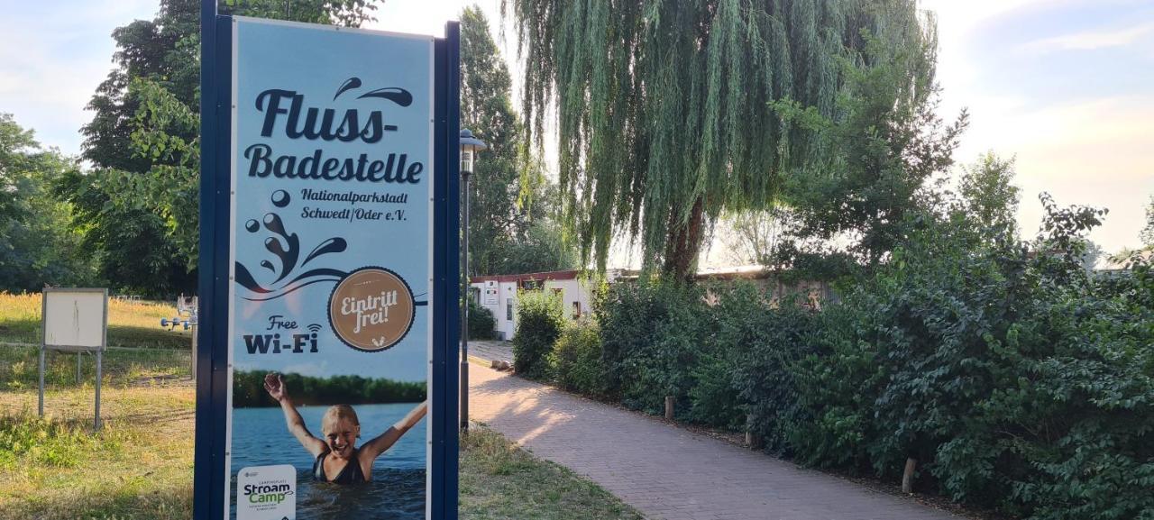 Die Ferienwohnung "Am Kietz" Schwedt Exteriör bild